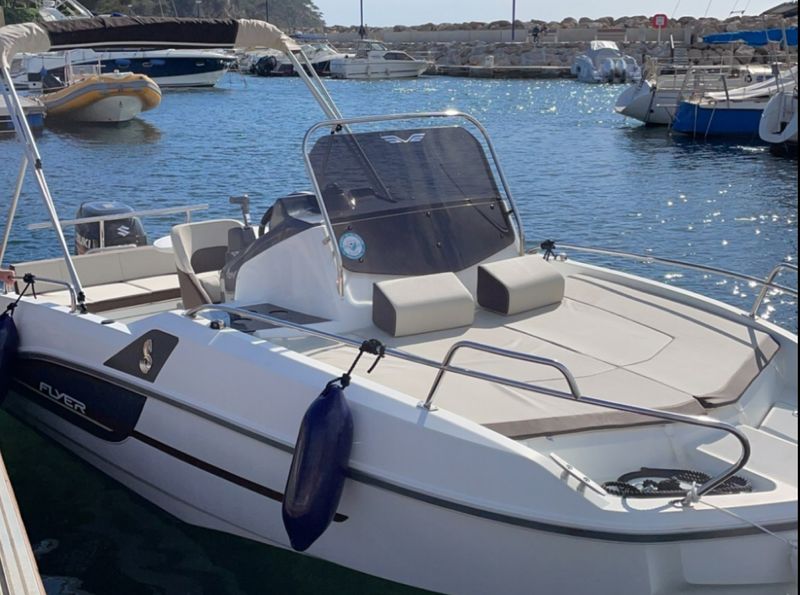 Billet Location de bateau - Bénéteau Flyer 5.5 SUNdeck (Motorboat)