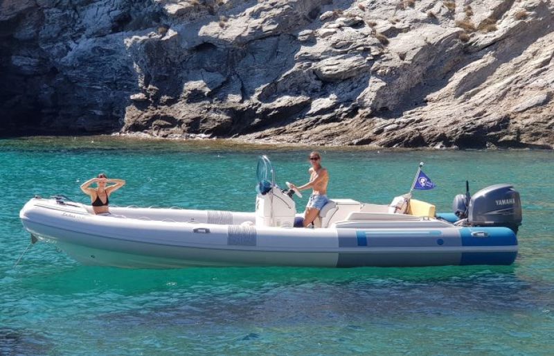 Billet Location de bateau - Pirelli Pzero  (Semi-rigid)