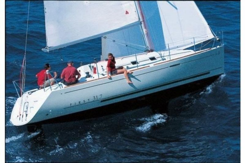 Billet Location de bateau - FIRST 31.7 QUILLARD TI TAINA (Sailboat)