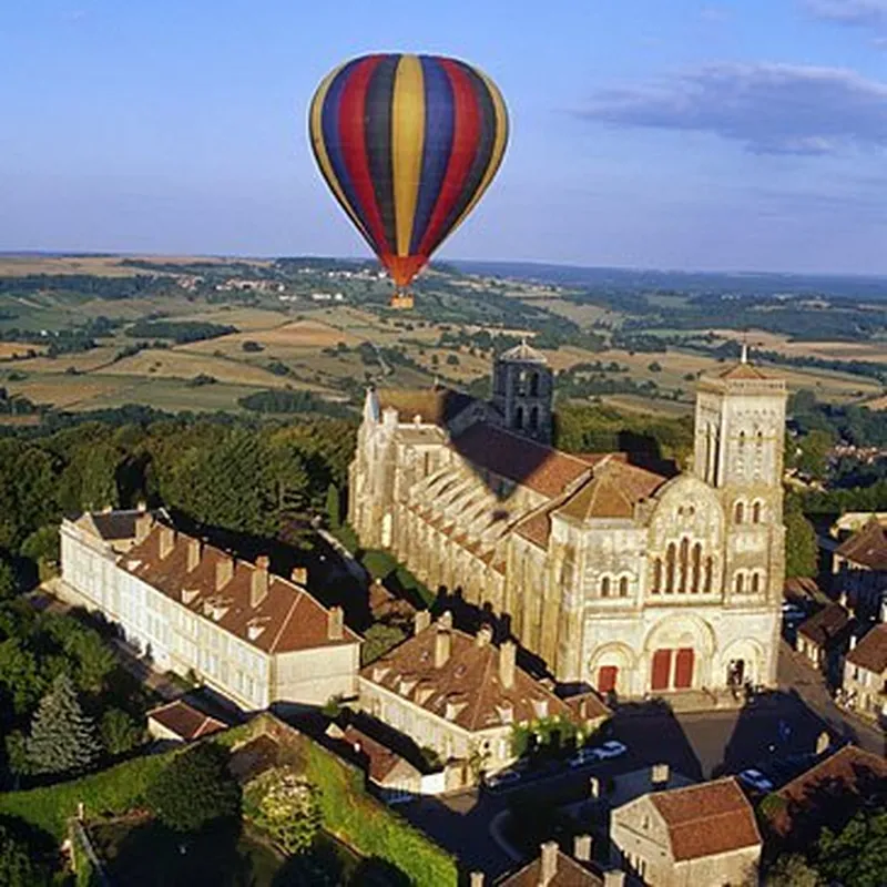 Billet Vol en Montgolfière à Vézelay - Survol de la Bourgogne