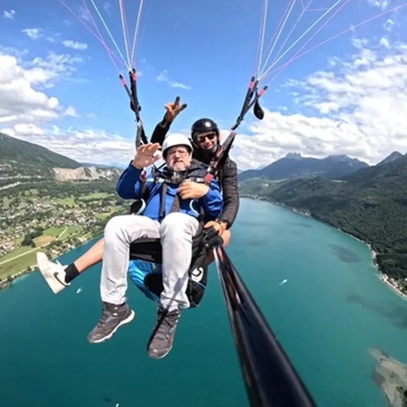 Billet Baptême en Parapente au Col de la Forclaz - Le Lac d'Annecy