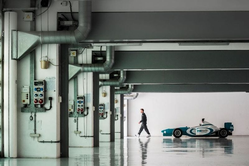 Billet Circuit de Yas Marina : Expérience de conduite de la Formule Yas 3000