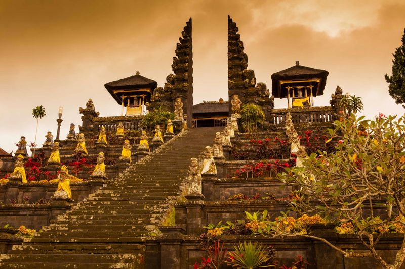 Billet Bali : Visite du temple de Besakih et de la porte du ciel du temple de Lempuyang, avec transfert