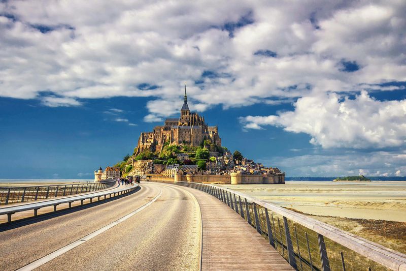 Billet L'île du Mont-Saint-Michel : Application d'Audioguide par TouringBee