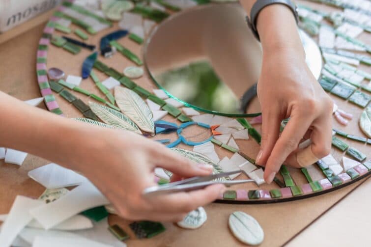 Atelier de mosaïque