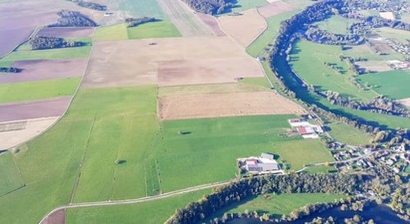 Vol en Montgolfière au-dessus de la Vallée du Doubs près de Besançon