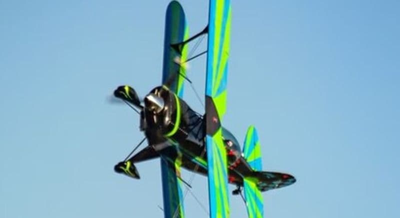 Baptême en Avion de Voltige près de Toulon