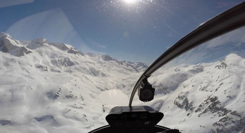 Baptême en Hélicoptère en Savoie - Vol en hélicoptère à Chambéry