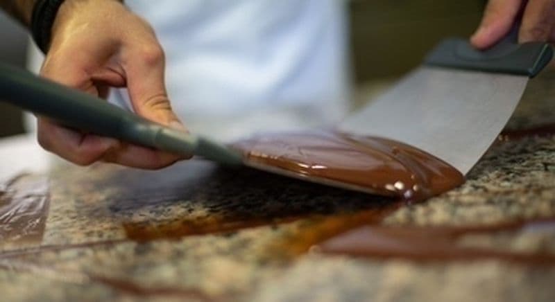 Cours de pâtisserie à Villeurbanne : Tarte aux pralines, citron meringuée ou chocolat