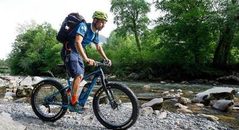 Randonnée en VTT électrique au fil du Cheran dans les Bauges près d'Aix-les-Bains