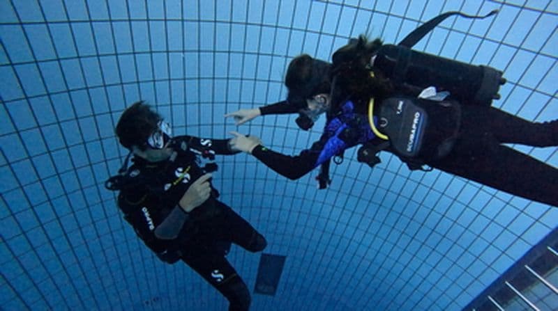 Formation à la plongée Scuba Diver SSI en fosse à Villeneuve-la-Garenne