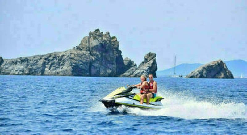 Randonnée en jet-ski à Hyères