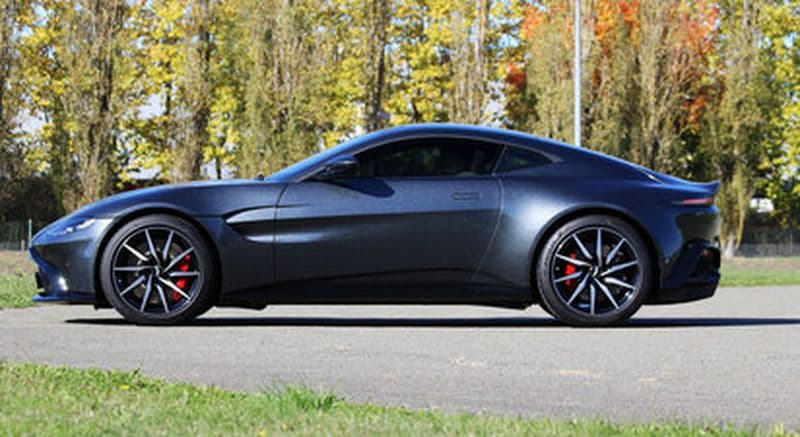 Pilotage de 2 GT : Aston-Martin Vantage et Porsche Cayman 718 GT4 RS - circuit de Mirecourt