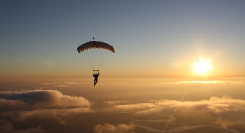 Saut en parachute près de Marseille et Aix-en-Provence