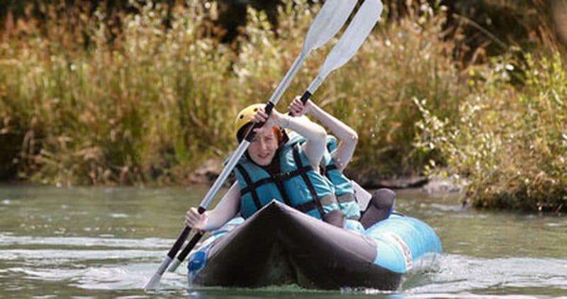 Aventure en Canoë ou Hot Dog sur le Gave de Pau : Demi-Journée d'adrénaline