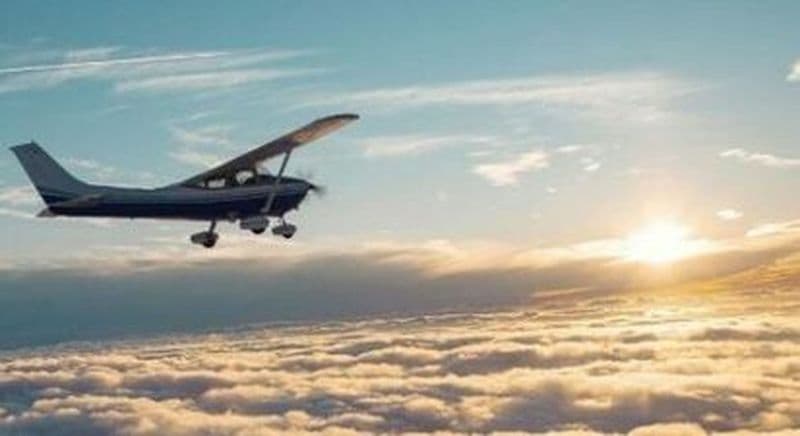 Baptême de pilotage en avion léger Cessna 152 près de Rouen