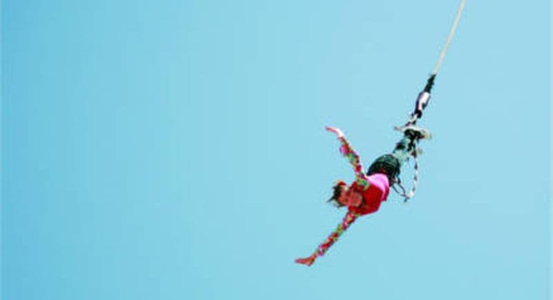 Saut à l'élastique au Viaduc d'Exermont