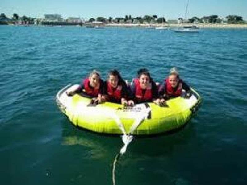 Bouée tractée près de Carnac