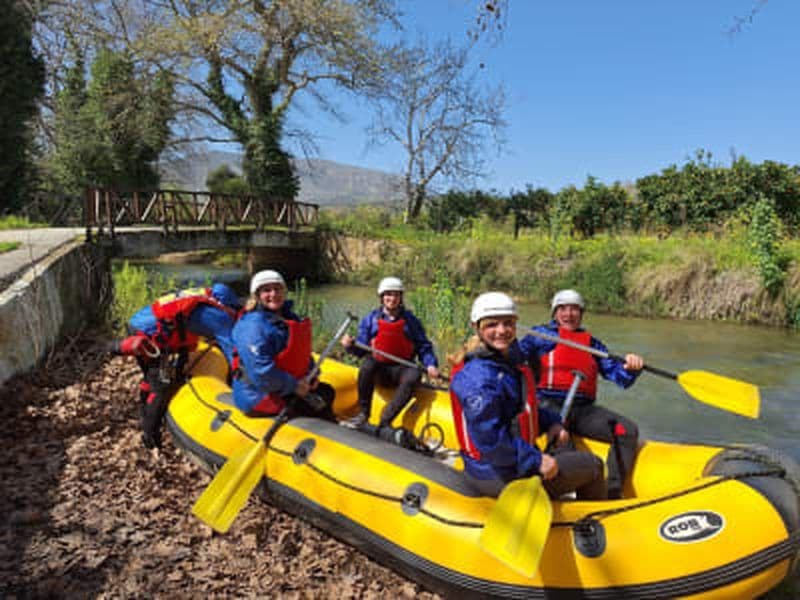 Excursion en rafting de classe I le long de la rivière Kiliaris près de La Canée