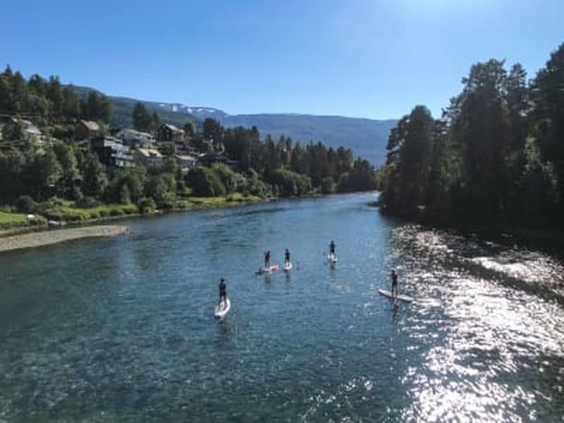Stand Up Paddling sur la rivière Voss à Voss