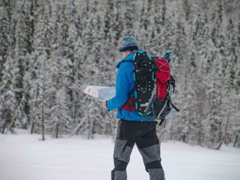 Aventure arctique : Raquettes, pêche sur glace, allumage de feu et stage de survie au départ de Rovaniemi