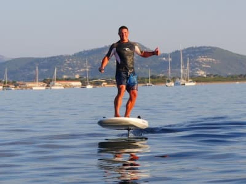Billet Cours de E-foil sur la presqu'île de Giens à Hyères