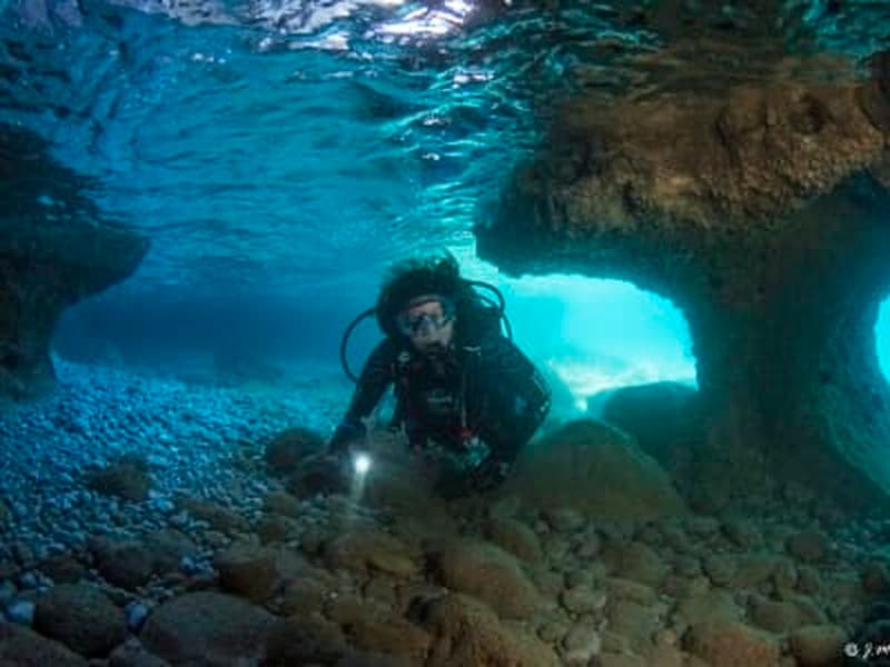 Plongée aventure guidée et plongée en apnée à Epidaure, Grèce