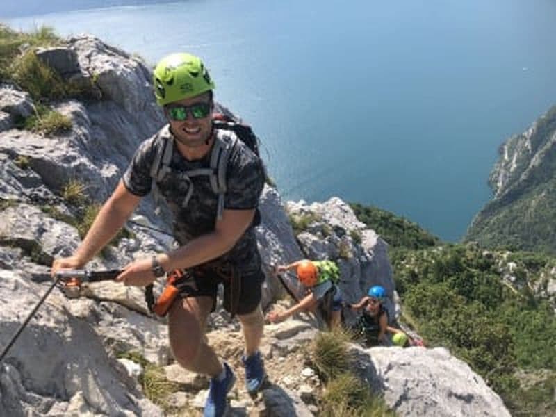 Via Ferrata Cima Capi au-dessus du lac de Garde