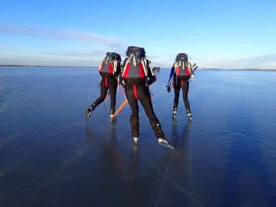 Excursion intermédiaire de patinage sur glace au départ de Stockholm