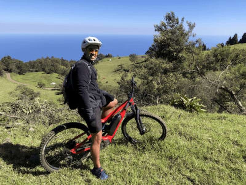 Randonnée en VTTAE au Maïdo, La Réunion