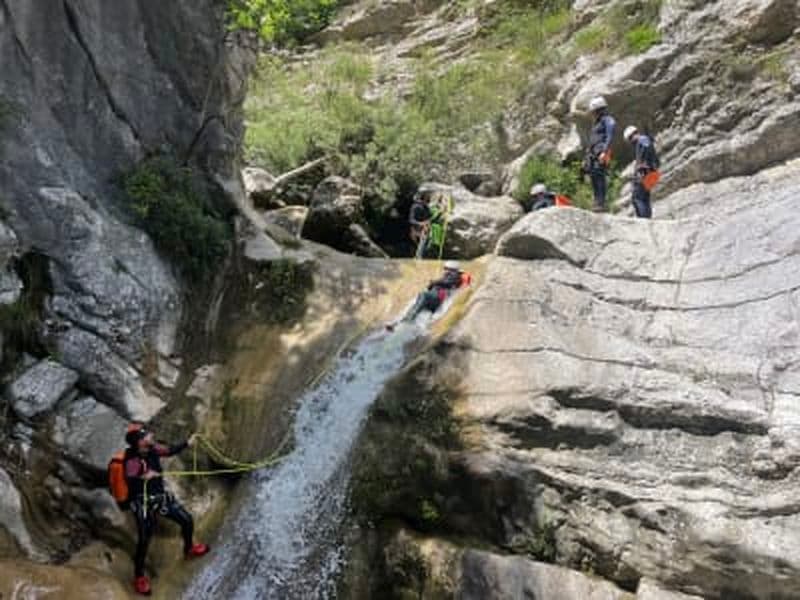 Canyoning dans le Verdon dans le canyon du Gours du Ray