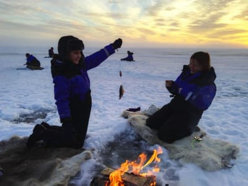Excursion de pêche sur glace à Brändön, près de Luleå