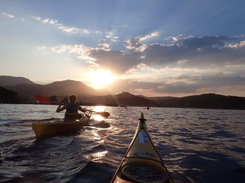 Kayak de mer au coucher du soleil à Banyuls-sur-Mer