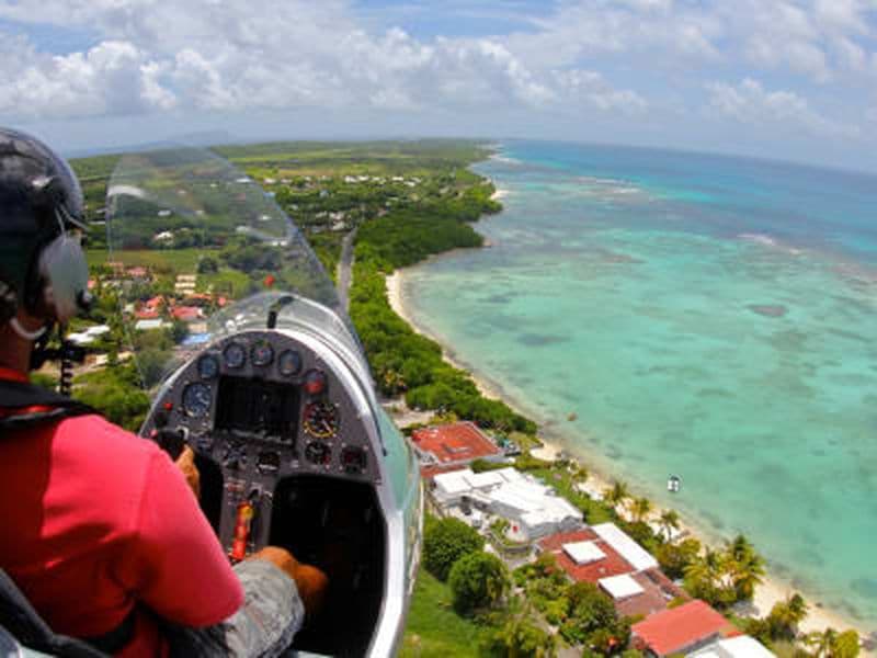 Vol en autogire au-dessus de la Guadeloupe depuis Saint-François