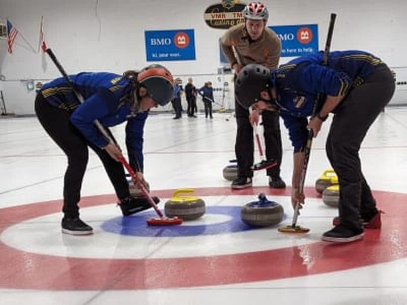 Découverte du curling à Montréal, Mont-Royal