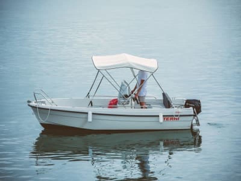 Billet Location de bateau sans permis sur l’étang de Berre à Istres