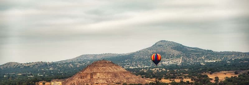 Vol privé en montgolfière au-dessus de Teotihuacan
