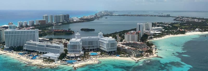 Vol en hélicoptère au-dessus de Cancún