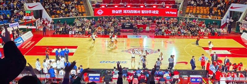 Billet Billet pour un match de baseball ou de basket + Repas coréen