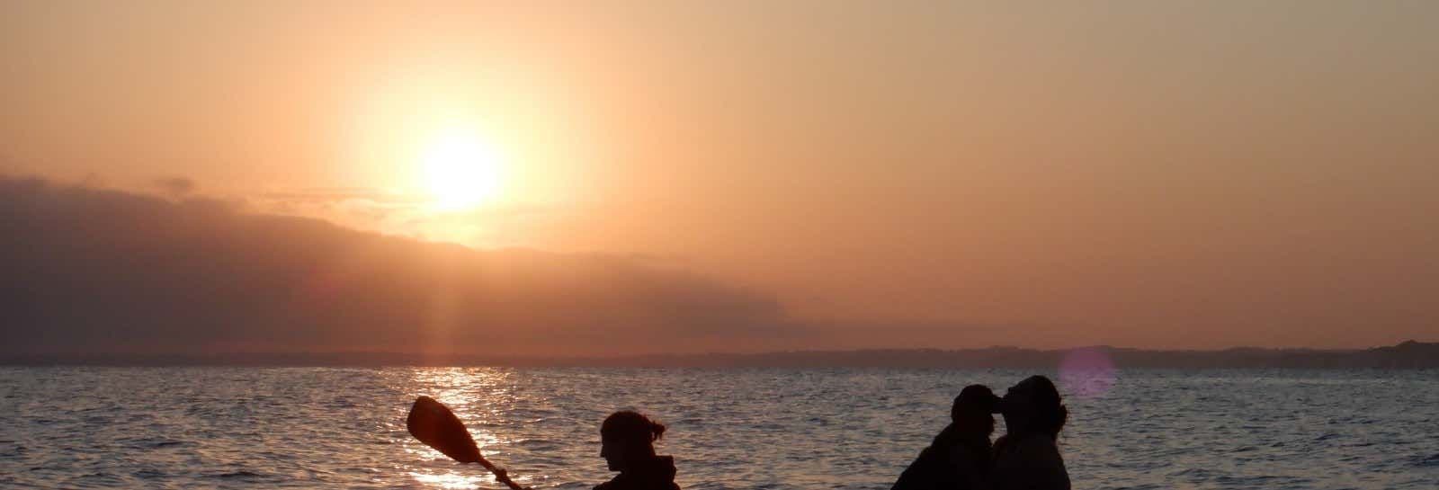 Balade en kayak au coucher du soleil à Hondarribia