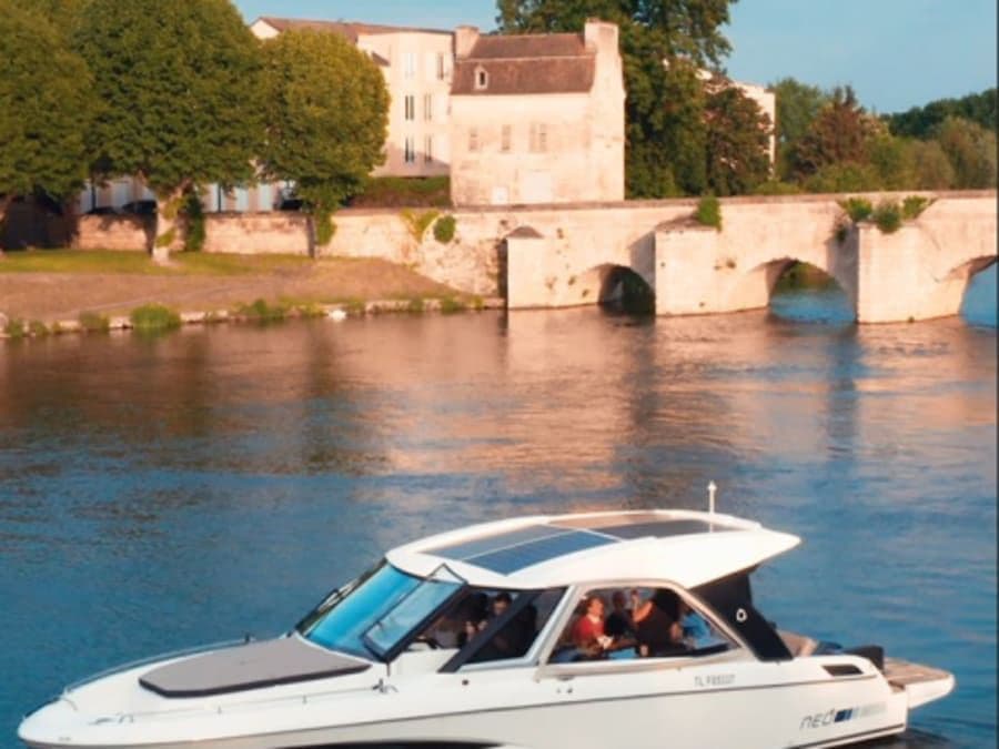 Croisière privée "Mid-day" au départ de Mantes-la-Jolie (78)