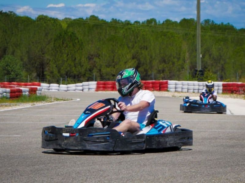 Karting à Grospierres (07)