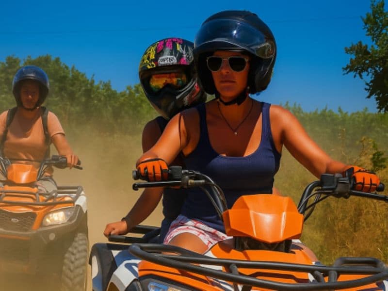 Randonnée Quad à Grospierres près de Vallon-Pont-d'Arc (07)