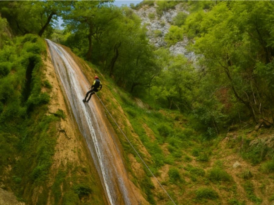 Canyoning au Canyon de La Fouge à Cerdon (01)