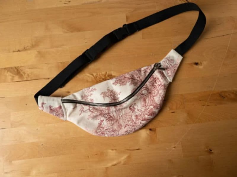 Atelier couture d'une banane en tissu upcyclé à Saint-Louis (68)