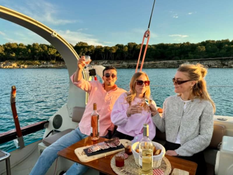 Croisière sunset et apéritif aux îles de Lérins en voilier (06)