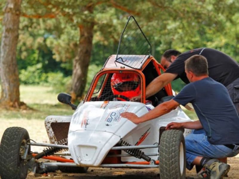 Stage de Pilotage Cross Car à côté de Gap (05)