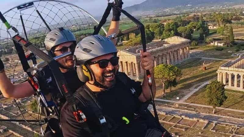 Paestum : vol en parapente motorisé au-dessus des temples