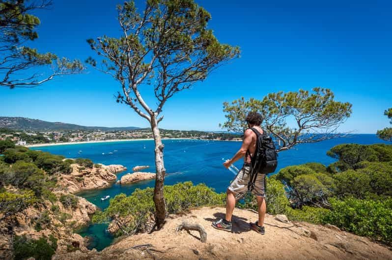 Excursion Costa Brava : sentiers côtiers, plongée avec tuba, saut de falaise et repas