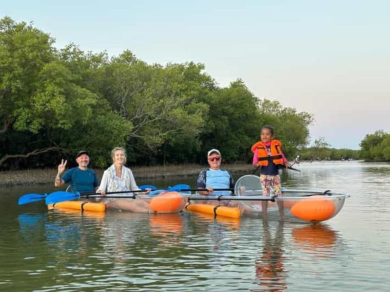 Diani Beach : excursion en kayak transparent